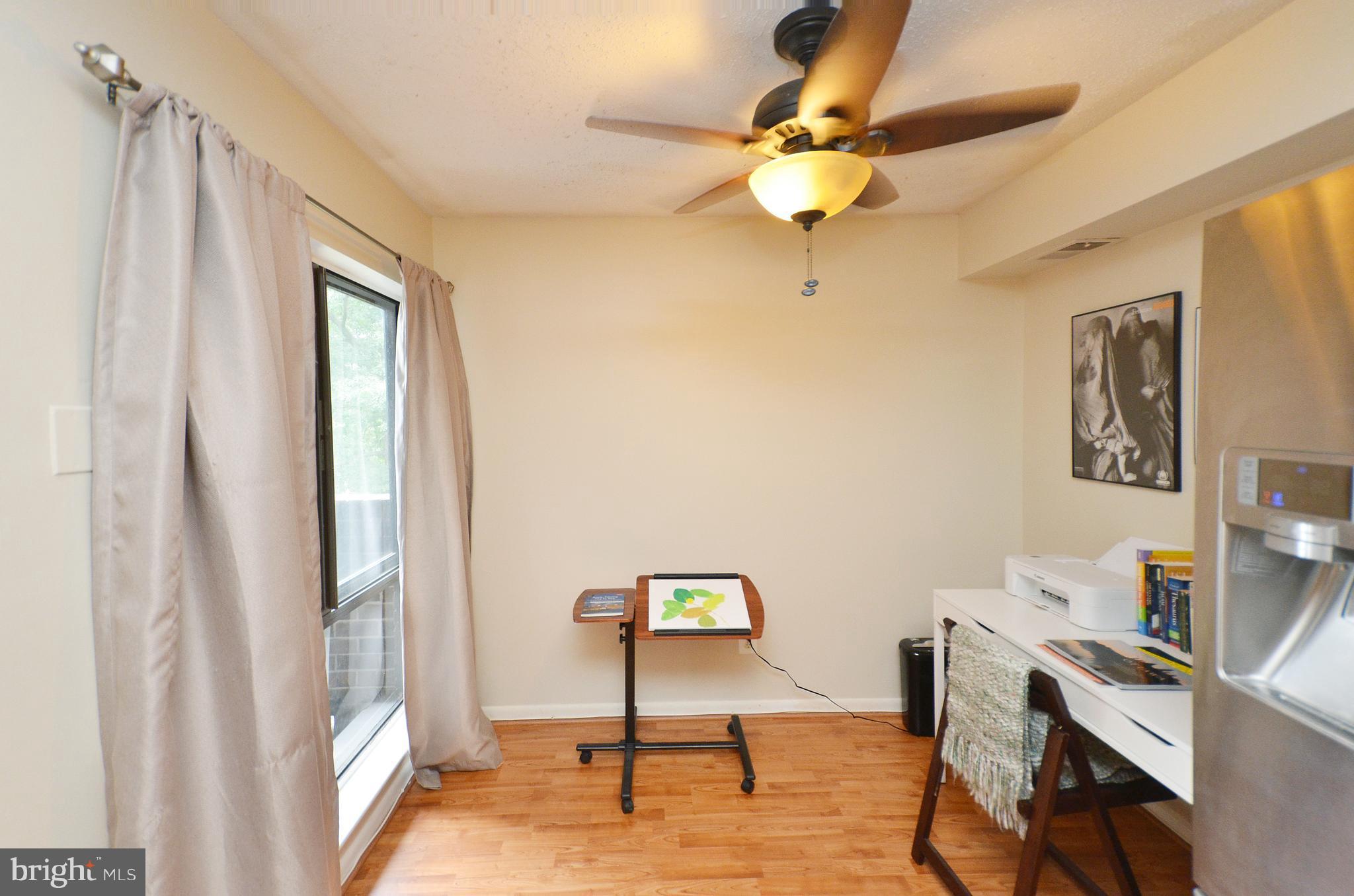 11232 Chestnut Grove Square, Unit 335 Reston, VA 20190 - Photo 9 of 27 Eat In