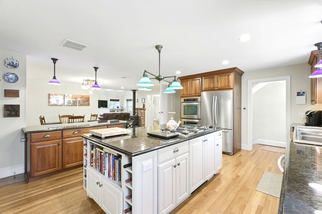 20 Brittany Road Longmeadow, MA 01106 - Photo 14 of 41 Gallery Image 14
