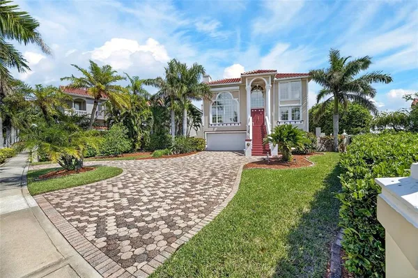 $1,190,000 | 6107 Marbella Boulevard, Apollo Beach, FL 33572