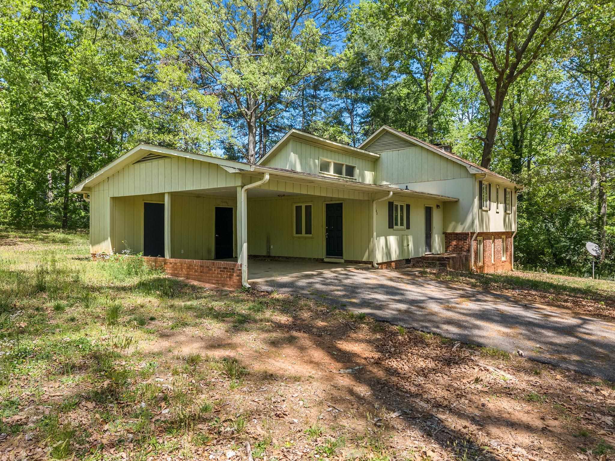 102 Clark Hill Drive Inman, SC 29349 - Photo 3 of 36