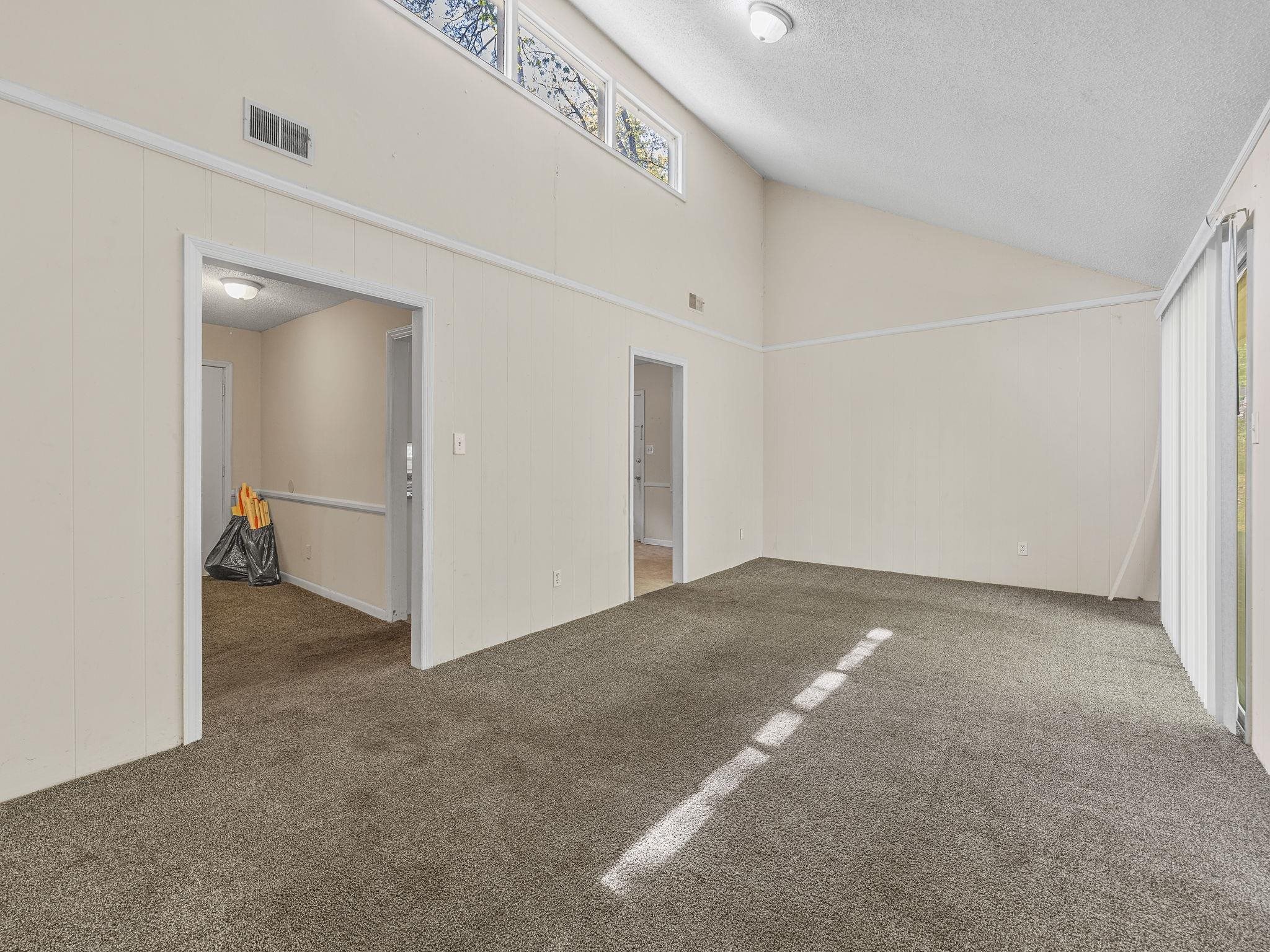 102 Clark Hill Drive Inman, SC 29349 - Photo 4 of 36