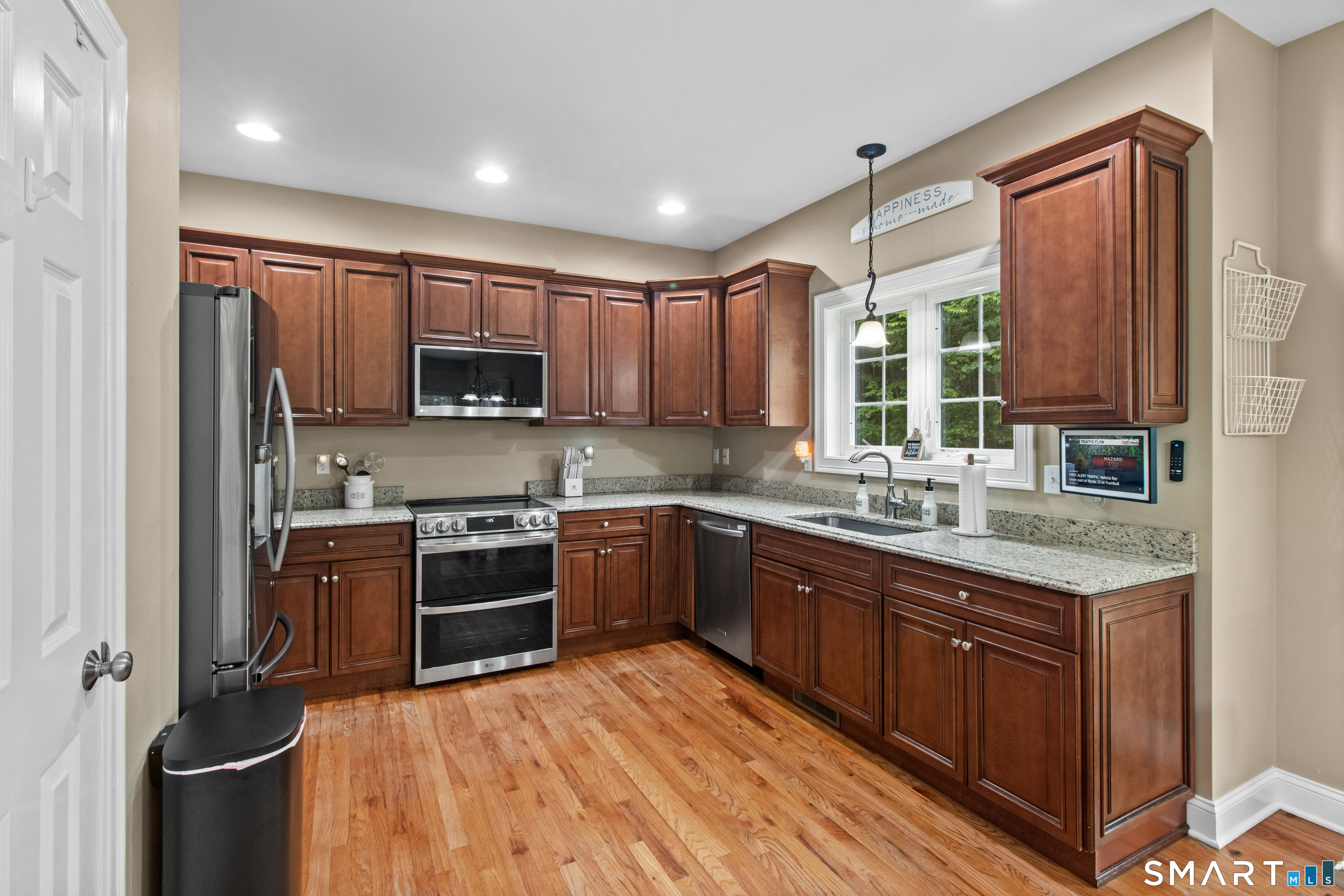 117 B Newgate Road Oxford, CT 06478 - Photo 7 of 22