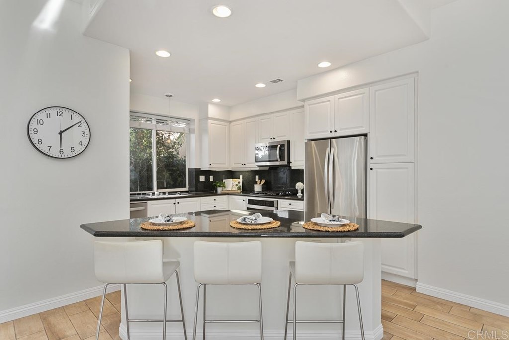 7045 Surfbird Circle Carlsbad, CA 92011 - Photo 11 of 43