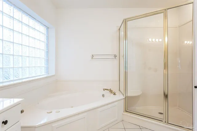 $589,000 | 1284 Point E Circle, Gulf Breeze, FL 32563