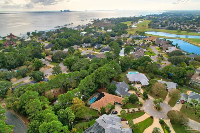 $589,000 | 1284 Point E Circle, Gulf Breeze, FL 32563