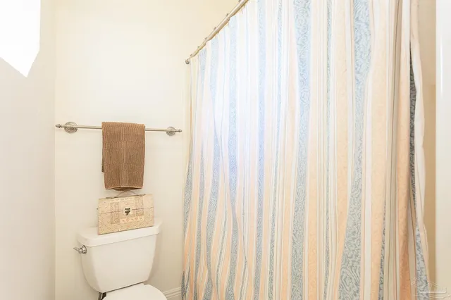 $589,000 | 1284 Point E Circle, Gulf Breeze, FL 32563