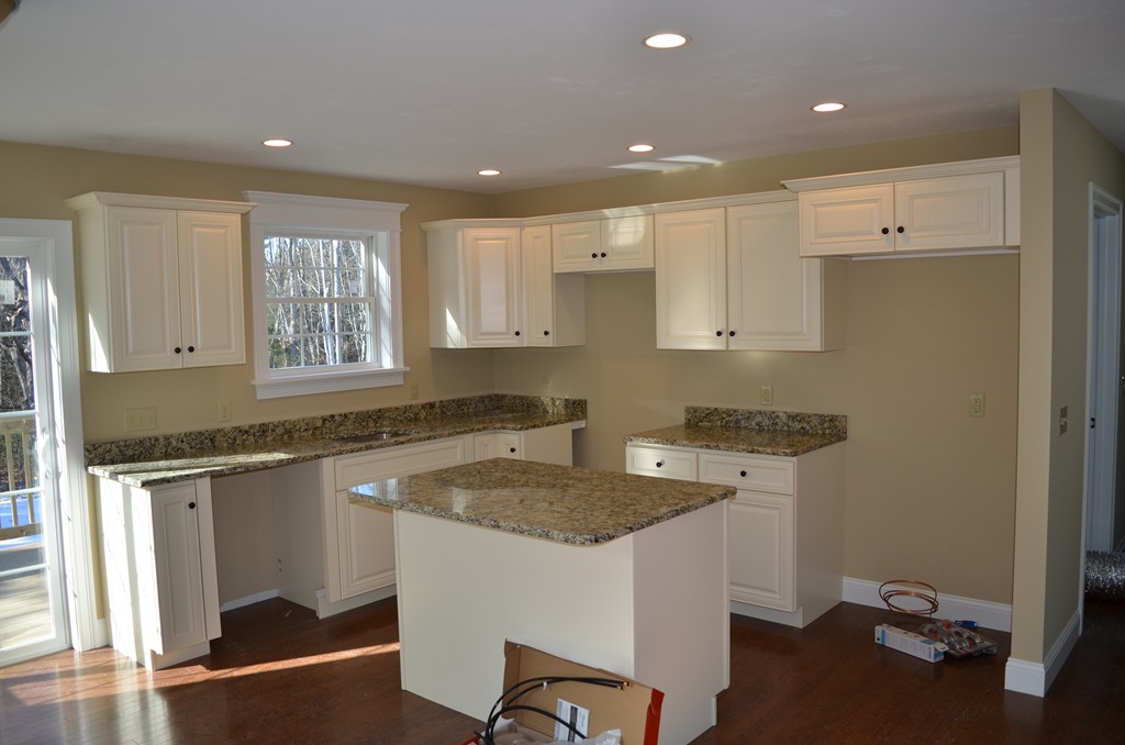 225 Sarty Road Warren, MA 01585 - Photo 3 of 9 Gallery Image 3