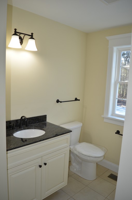 225 Sarty Road Warren, MA 01585 - Photo 9 of 9 Gallery Image 9
