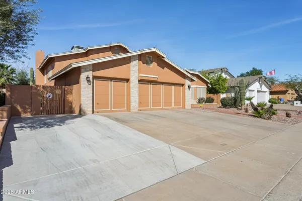 $659,000 | 10908 North 57th Avenue, Glendale, AZ 85302