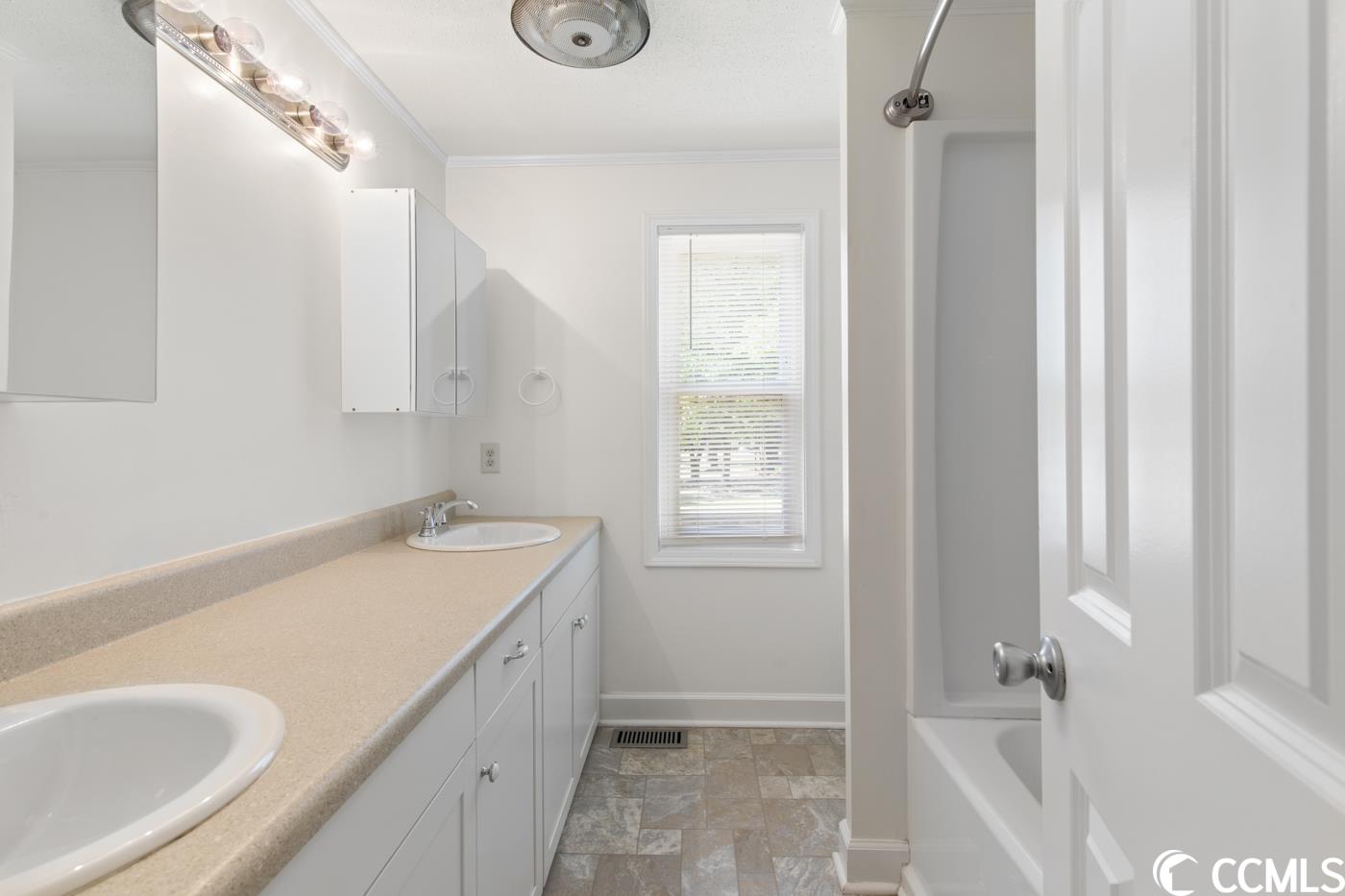 1383 Riverside Drive Conway, SC 29526 - Photo 29 of 37 Gallery Image 29