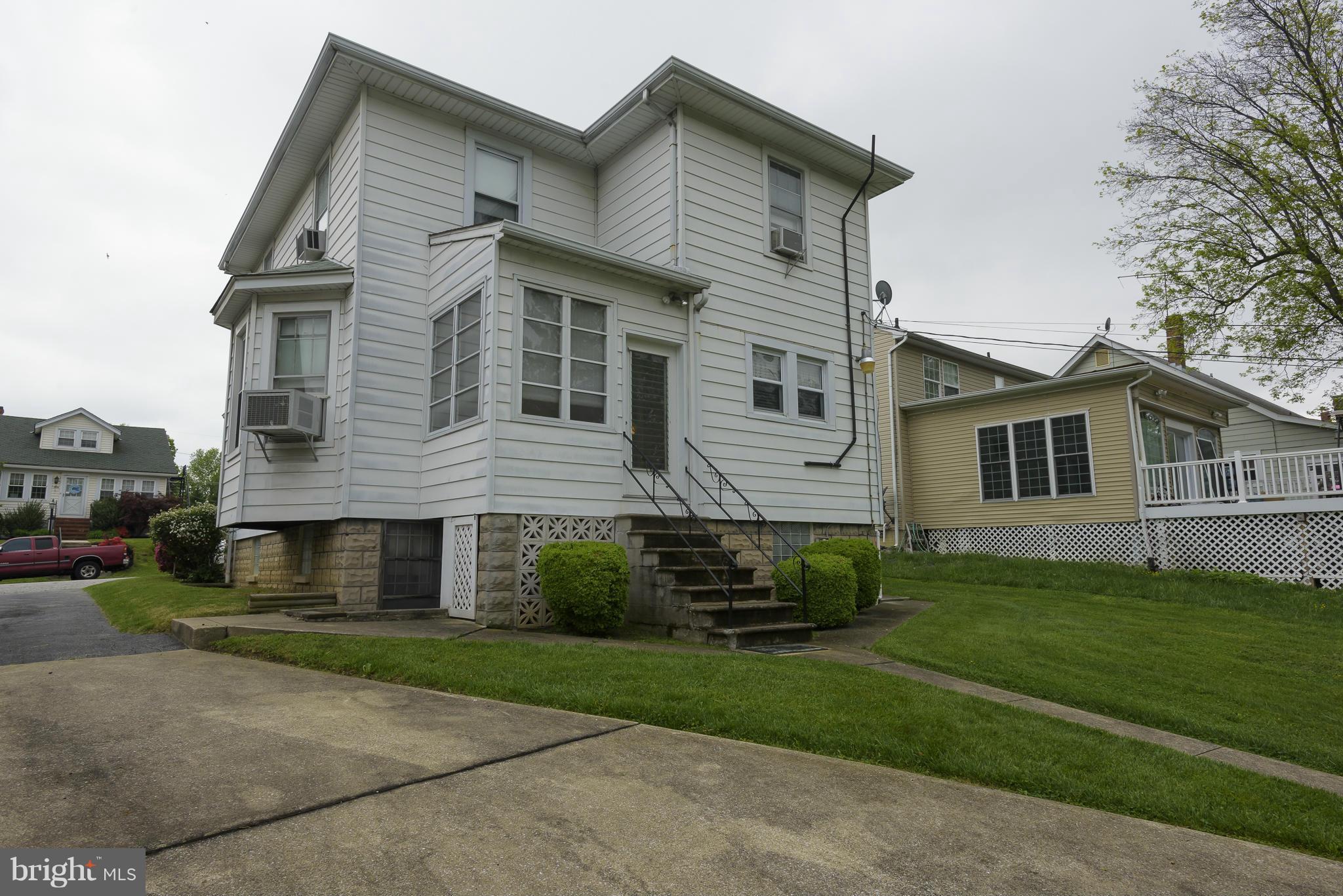 1217 Elm Ridge Avenue Baltimore, MD 21229 - Photo 2 of 28 Exterior (Rear)