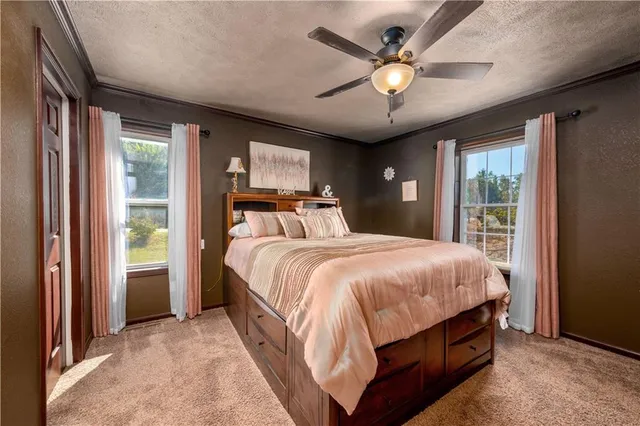 $410,000 | 117 Blue Springs Lane, Reeds Spring, MO 65737