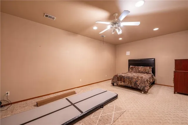 $410,000 | 117 Blue Springs Lane, Reeds Spring, MO 65737