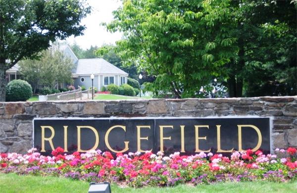 212 A Ridgefield Circle, Unit A Clinton, MA 01510 - Photo 13 of 19 Gallery Image 13
