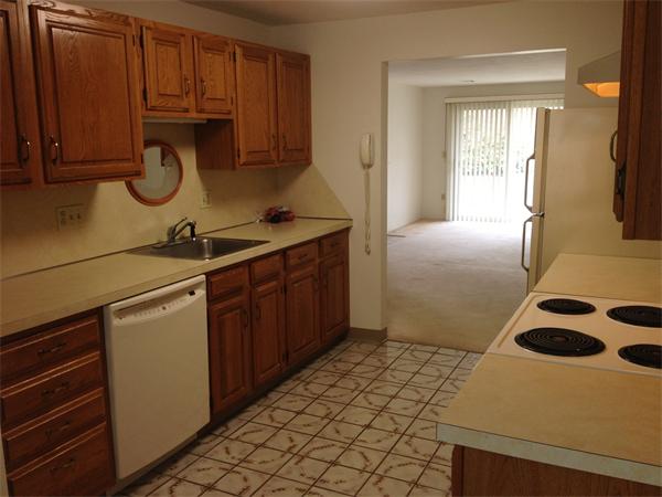 212 A Ridgefield Circle, Unit A Clinton, MA 01510 - Photo 3 of 19 Gallery Image 3