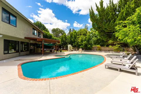 $1,399,999 | 2231 Willowpark Court, Thousand Oaks, CA 91362