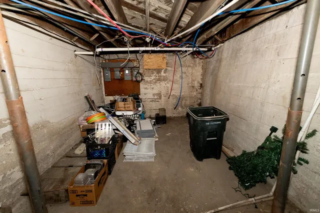 $325,000 | 1637 Kemble Avenue, South Bend, IN 46613