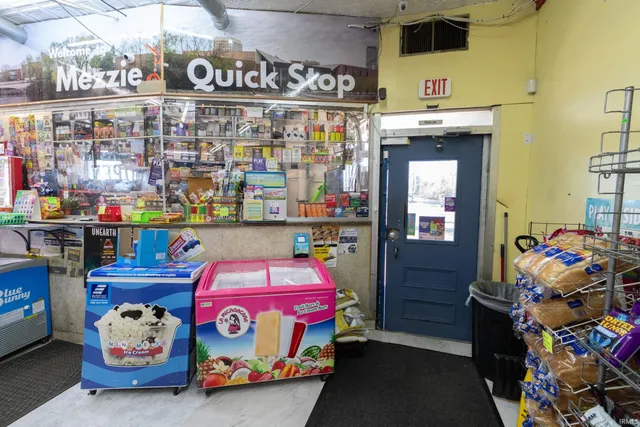 $325,000 | 1637 Kemble Avenue, South Bend, IN 46613