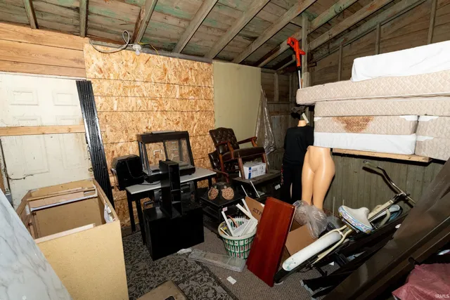 $325,000 | 1637 Kemble Avenue, South Bend, IN 46613