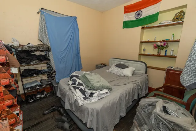 $325,000 | 1637 Kemble Avenue, South Bend, IN 46613