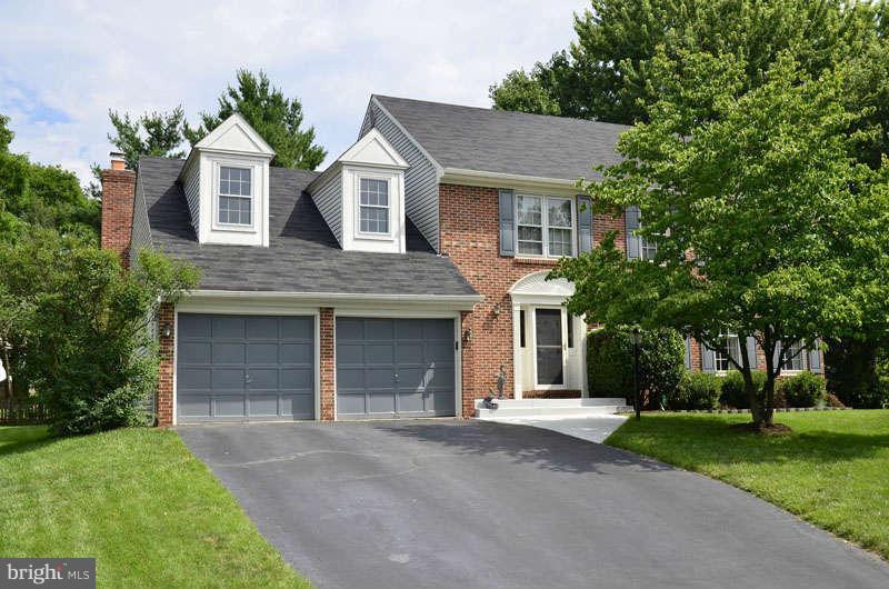 20 Rutledge Court Sterling, VA 20165 - Photo 28 of 28 Exterior Front