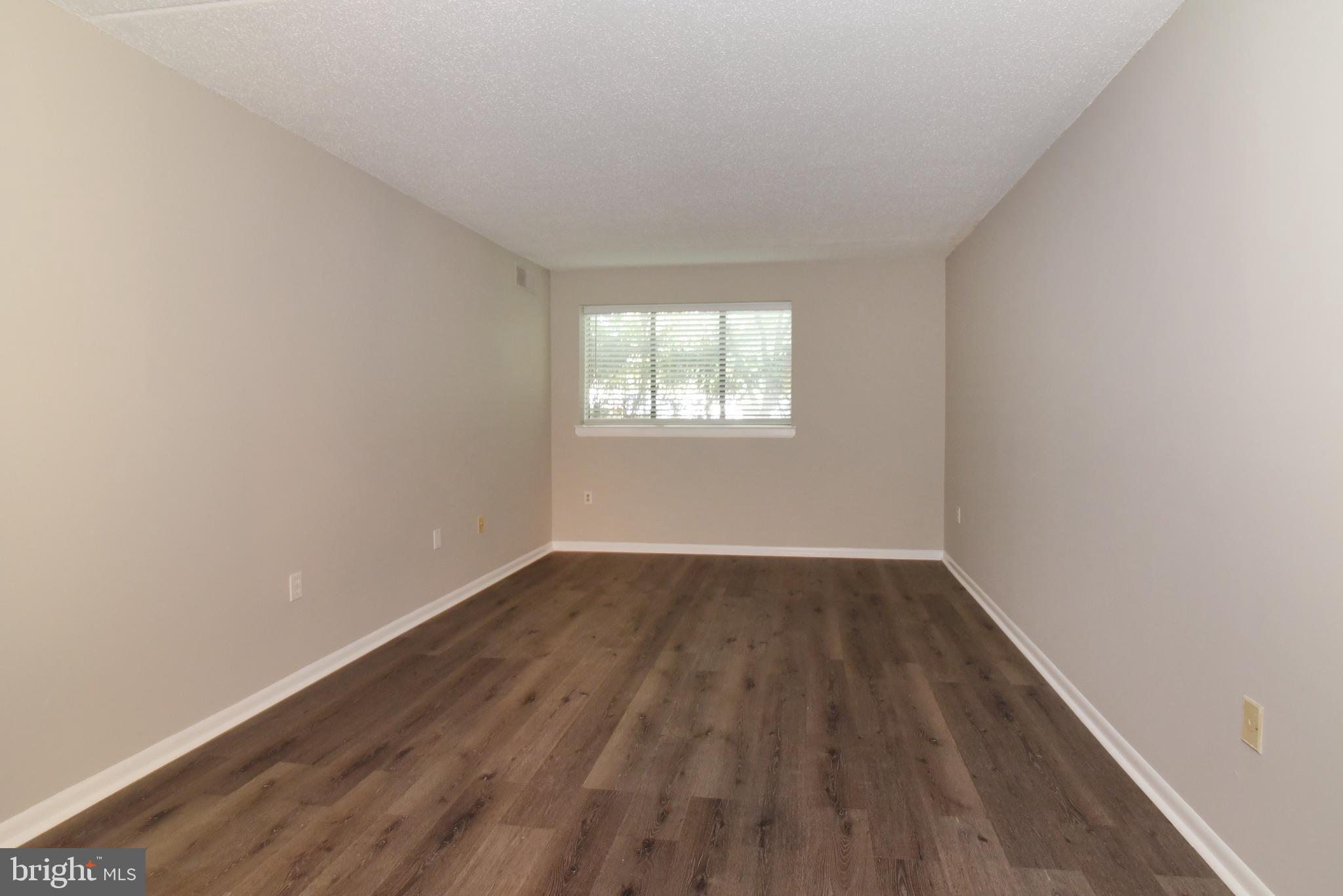 11727 Ledura Court, Unit T1 Reston, VA 20191 - Photo 20 of 32