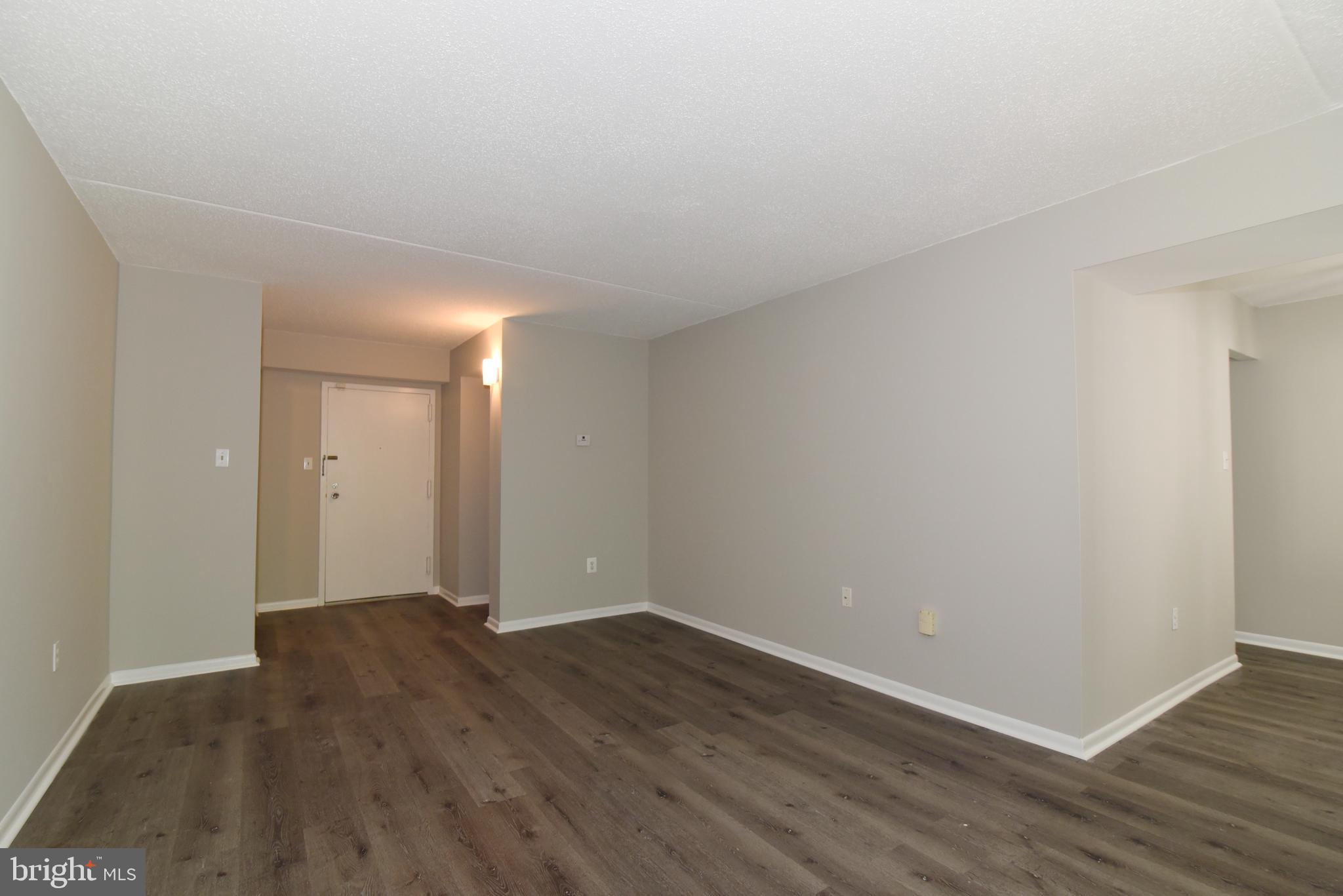 11727 Ledura Court, Unit T1 Reston, VA 20191 - Photo 6 of 32