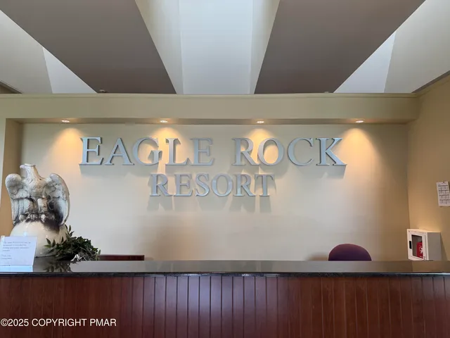 a view of sign board