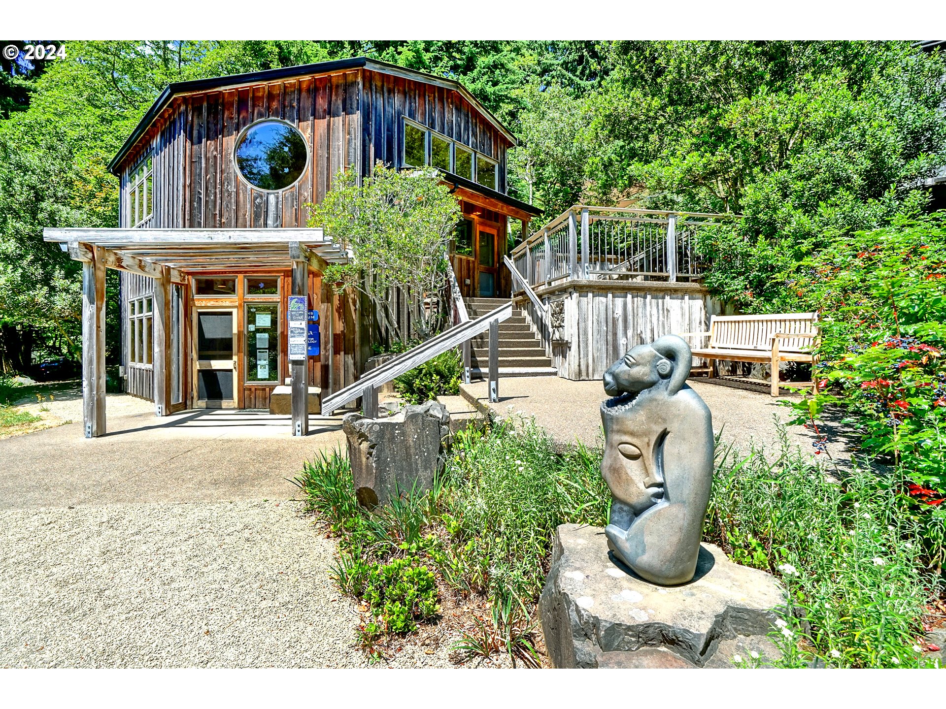 2555 Four Creeks Road Otis, OR 97368 - Photo 45 of 48 Community Amenities