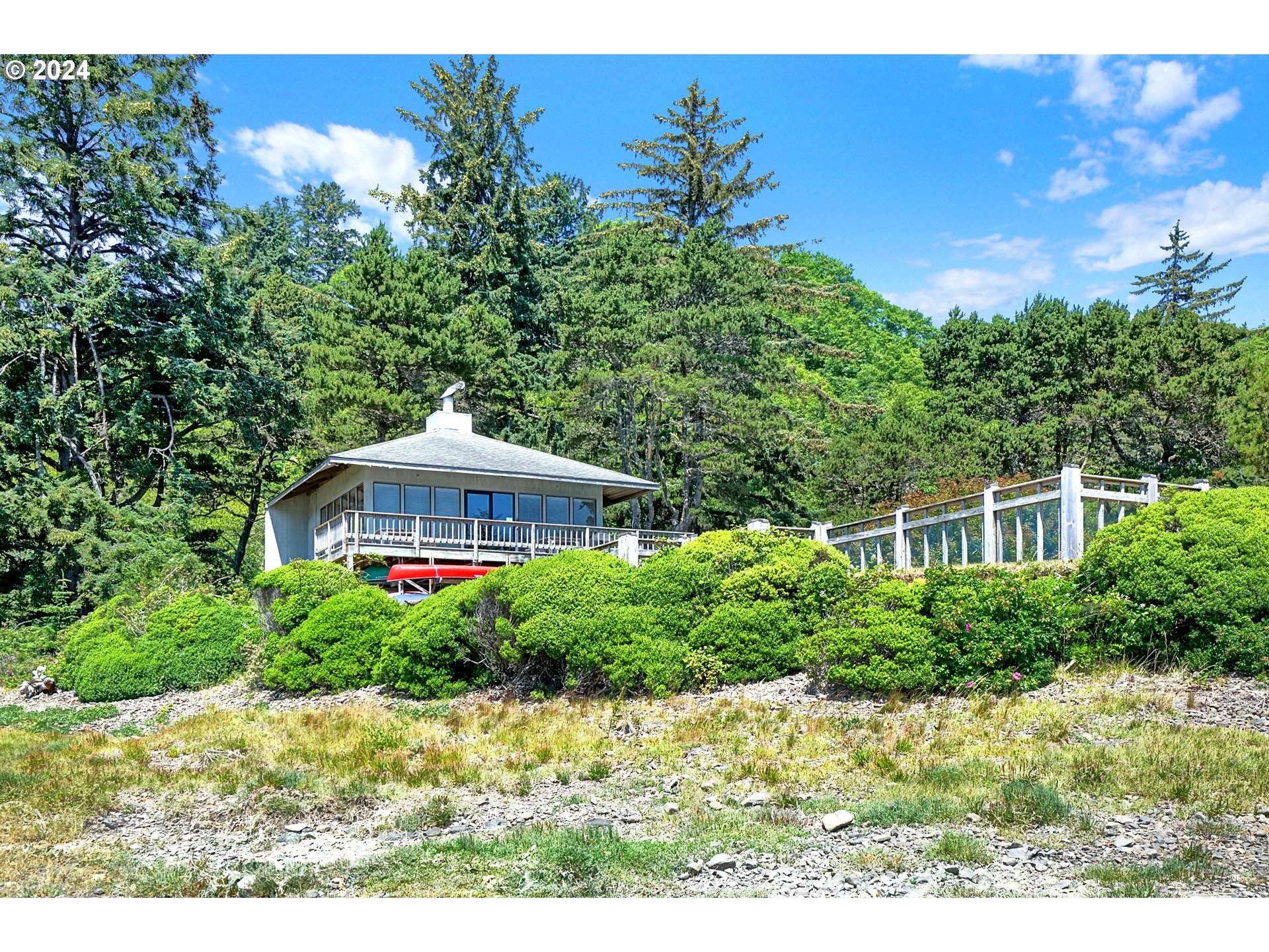 2555 Four Creeks Road Otis, OR 97368 - Photo 46 of 48 Community Club House