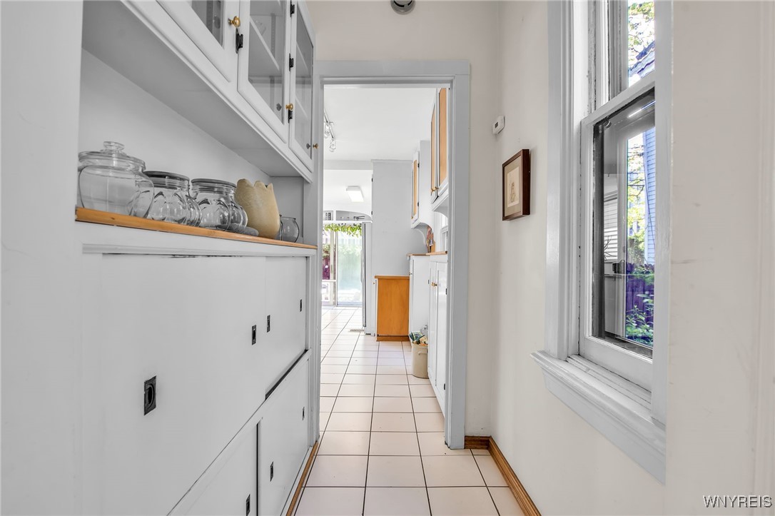 41 Irving Place Buffalo, NY 14201 - Photo 12 of 39