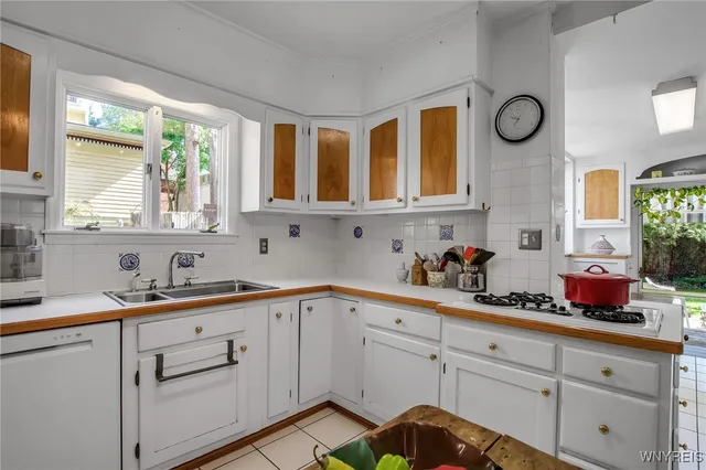 $499,900 | 41 Irving Place, Buffalo, NY 14201