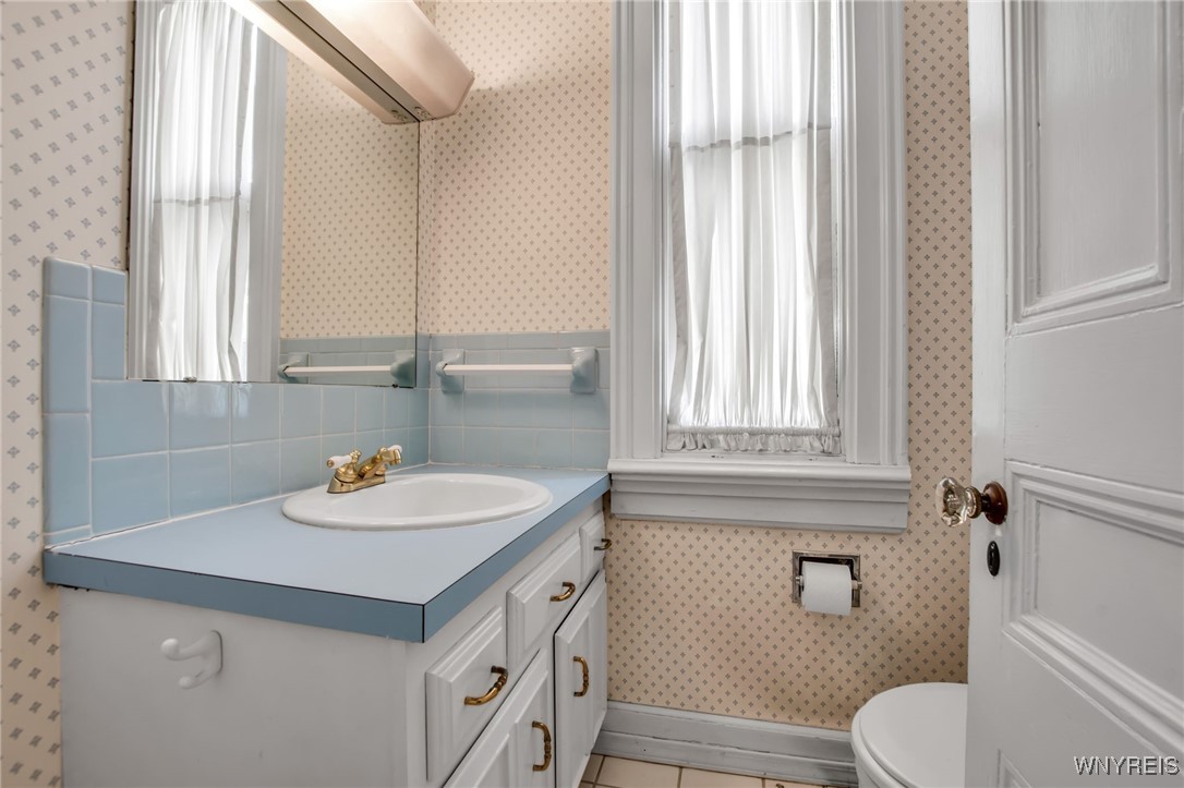 41 Irving Place Buffalo, NY 14201 - Photo 19 of 39