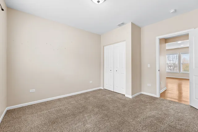 $560,000 | 597 South Lake Street, Aurora, IL 60506