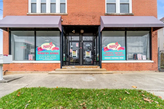 $560,000 | 597 South Lake Street, Aurora, IL 60506