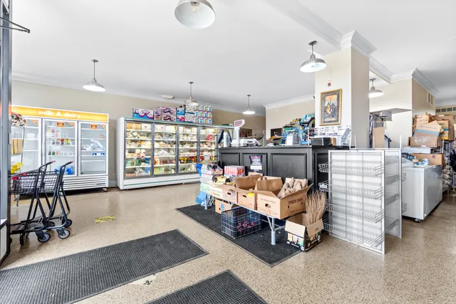 $560,000 | 597 South Lake Street, Aurora, IL 60506