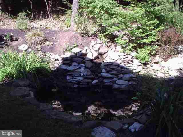 1105 Kuhn Road Boiling Springs, PA 17007 - Photo 3 of 9 Gallery Image 3