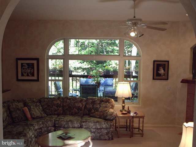 1105 Kuhn Road Boiling Springs, PA 17007 - Photo 4 of 9 Gallery Image 4