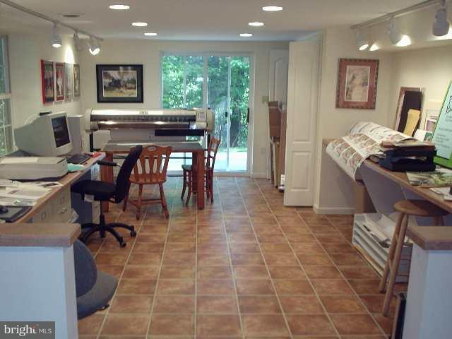 1105 Kuhn Road Boiling Springs, PA 17007 - Photo 9 of 9 Gallery Image 9