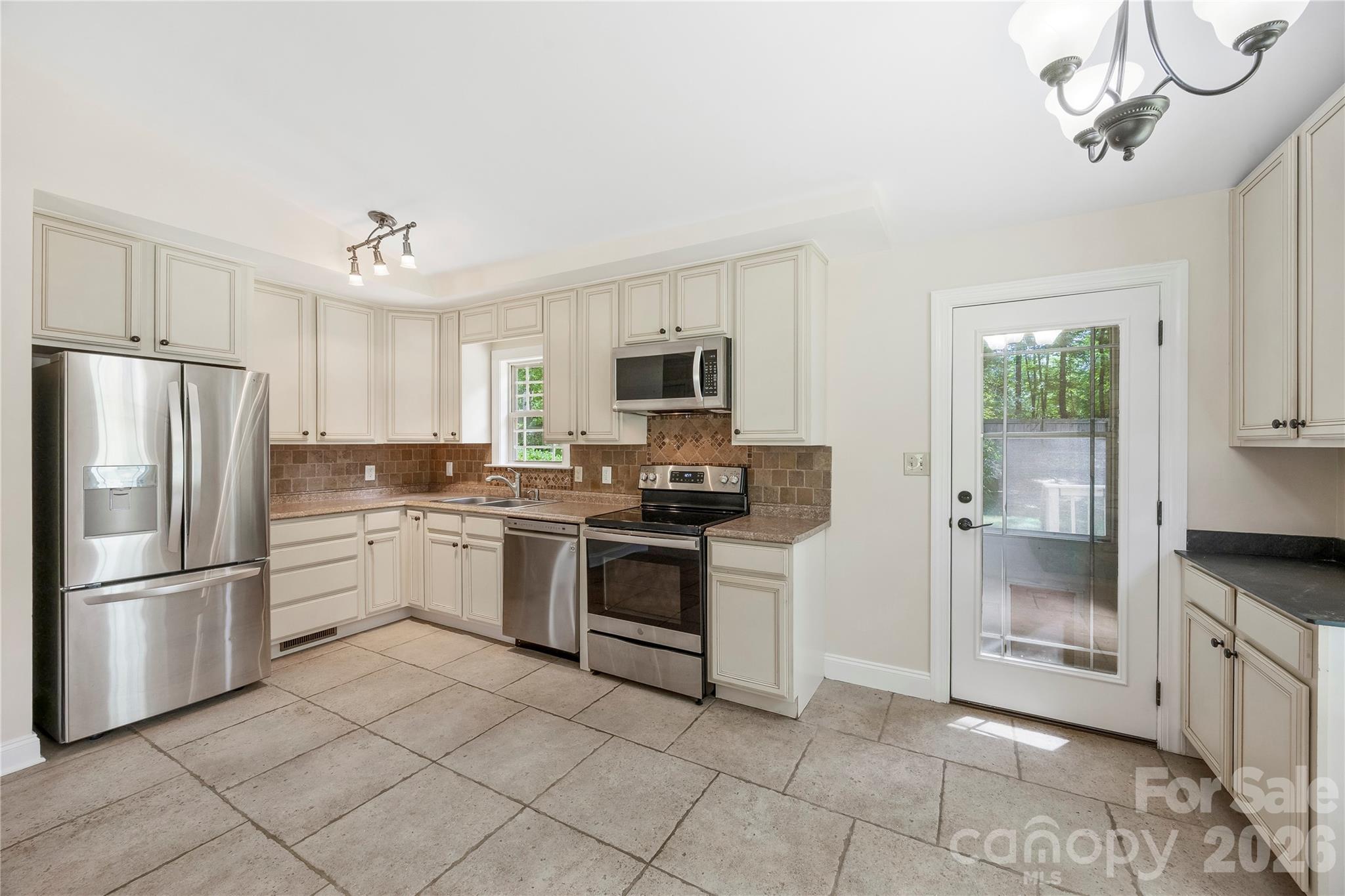 1050 Hay Row Road Clover, SC 29710 - Photo 12 of 36