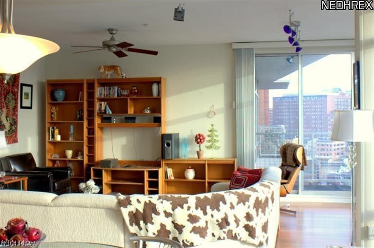 1237 Washington Avenue, Unit 1104 Cleveland, OH 44113 - Photo 8 of 20