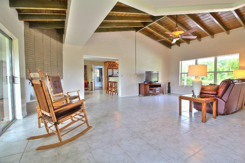 932 Sunset Road Boynton Beach, FL 33435 - Photo 3 of 14 Living 1.JPG