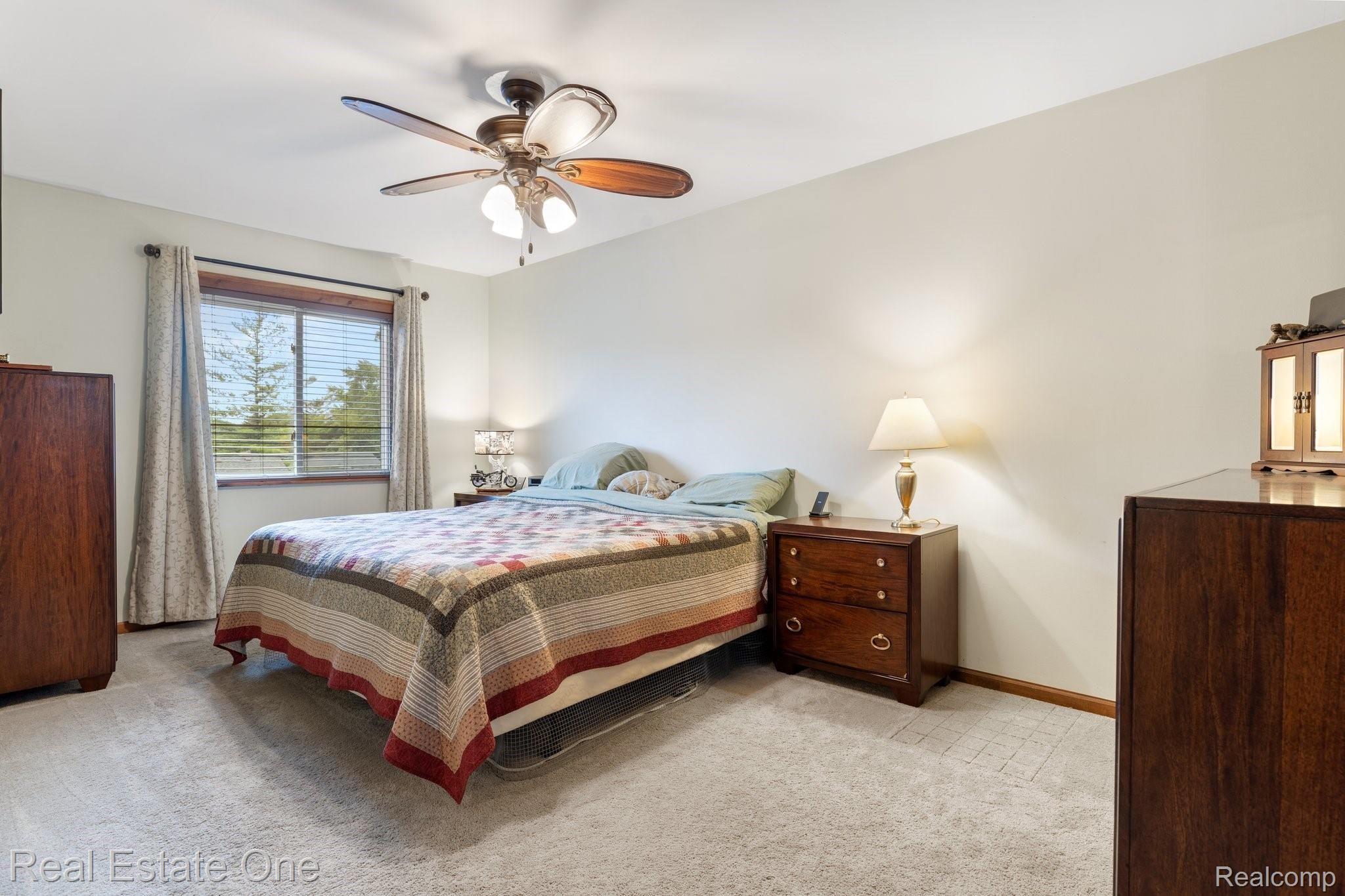 2721 Culbertson Avenue Rochester, MI 48307 - Photo 23 of 52 MASTER BEDROOM