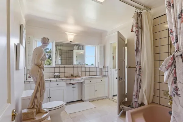 $4,888,000 | 18211 Saratoga-Los Gatos Road, Monte Sereno, CA 95030