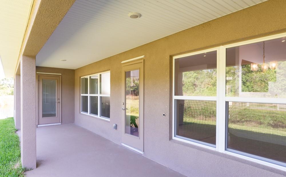 551 Quarry Lane Sebastian, FL 32958 - Photo 22 of 23 a view of livingroom with furniture