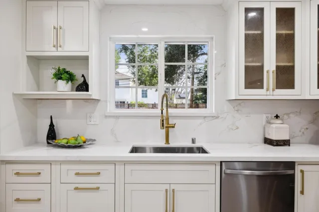 $2,998,888 | 33 Seville Way, San Mateo, CA 94402