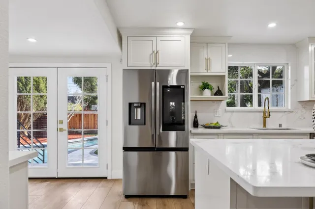 $2,998,888 | 33 Seville Way, San Mateo, CA 94402