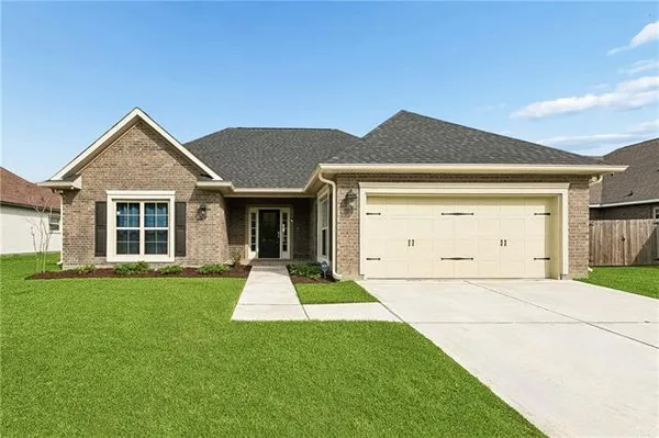 $420,000 | 2616 Greenville Drive, Marrero, LA 70072