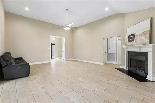 $418,000 | 2616 Greenville Drive, Marrero, LA 70072