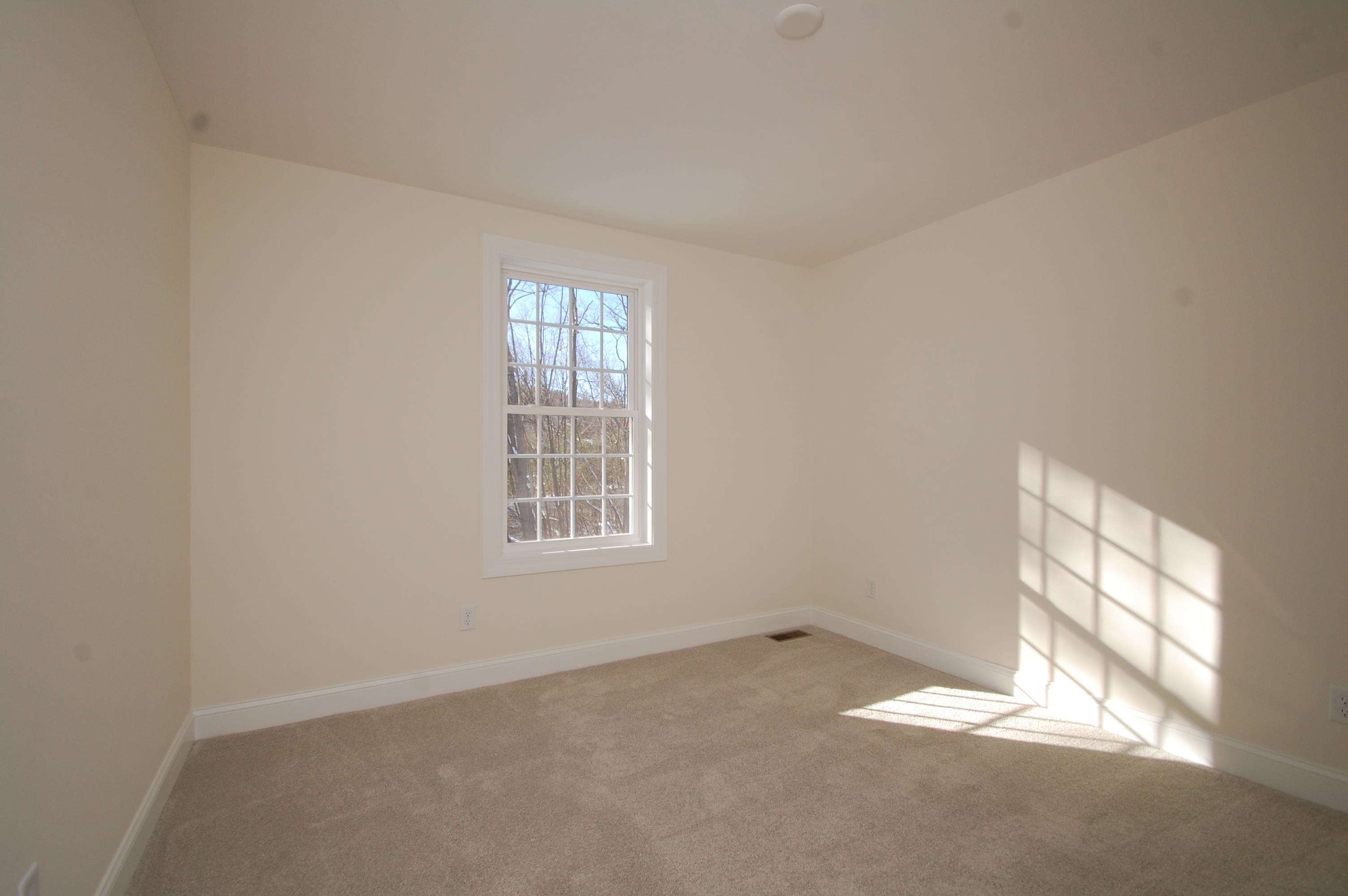 3 A Dearborn Circle Walpole, NH 03608 - Photo 11 of 16